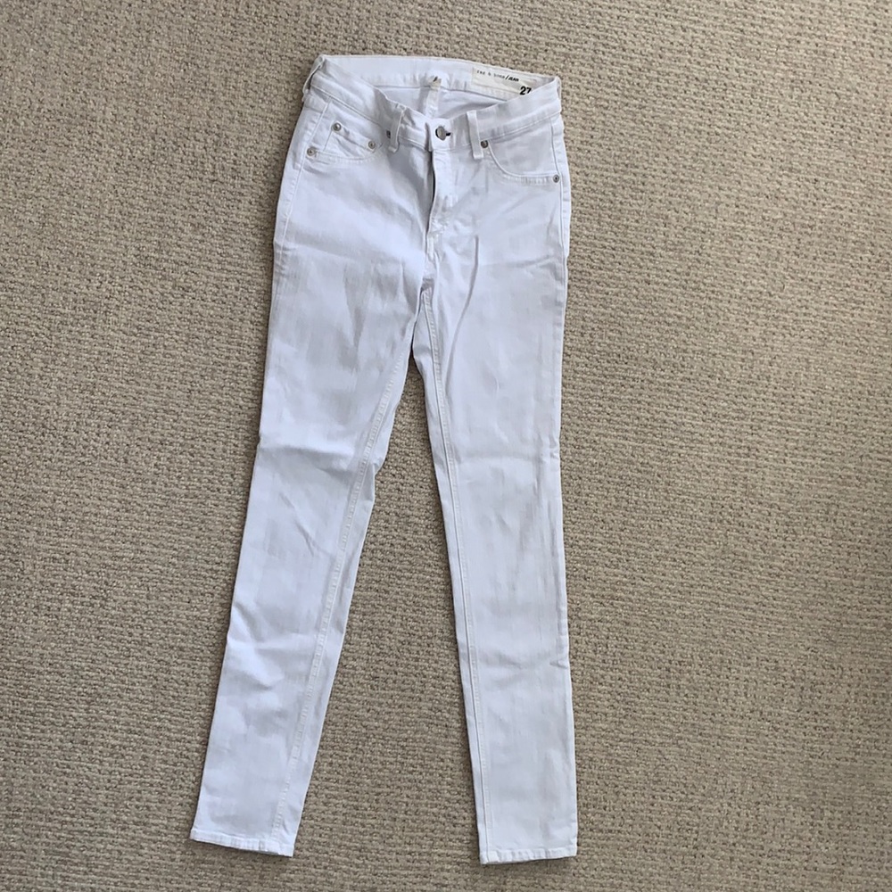 Rag and Bone size 27 white skinny jean